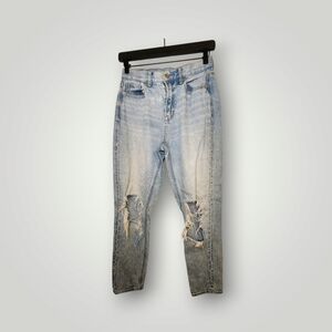 American Eagle Mom Jeans Distressed Light Blue Women's Jeans size 0